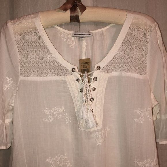 AE M NWOT Ivory Embroidered Bell Quarter Sleeve Flowy Lace up Cotton Blouse - Picture 3 of 11
